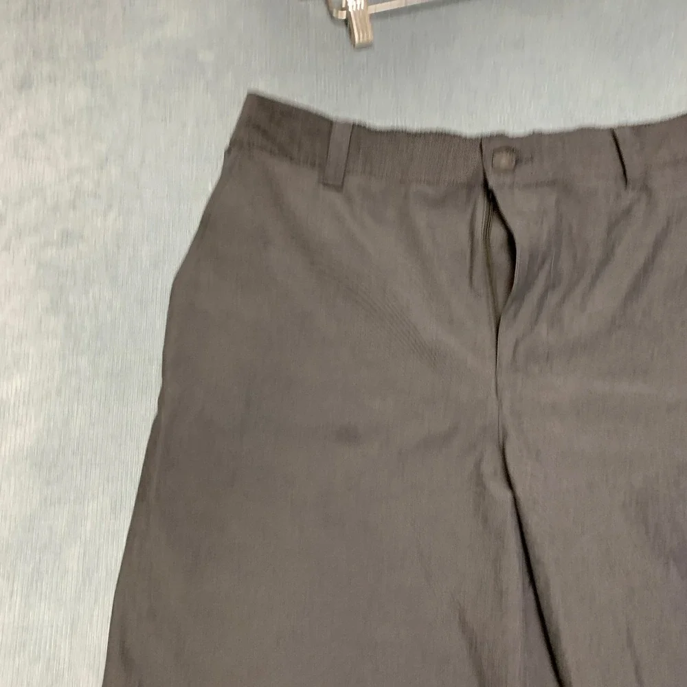 Banana Republic Chino Shorts Mens 36 Black Flat Front Slash Pockets Streetwear